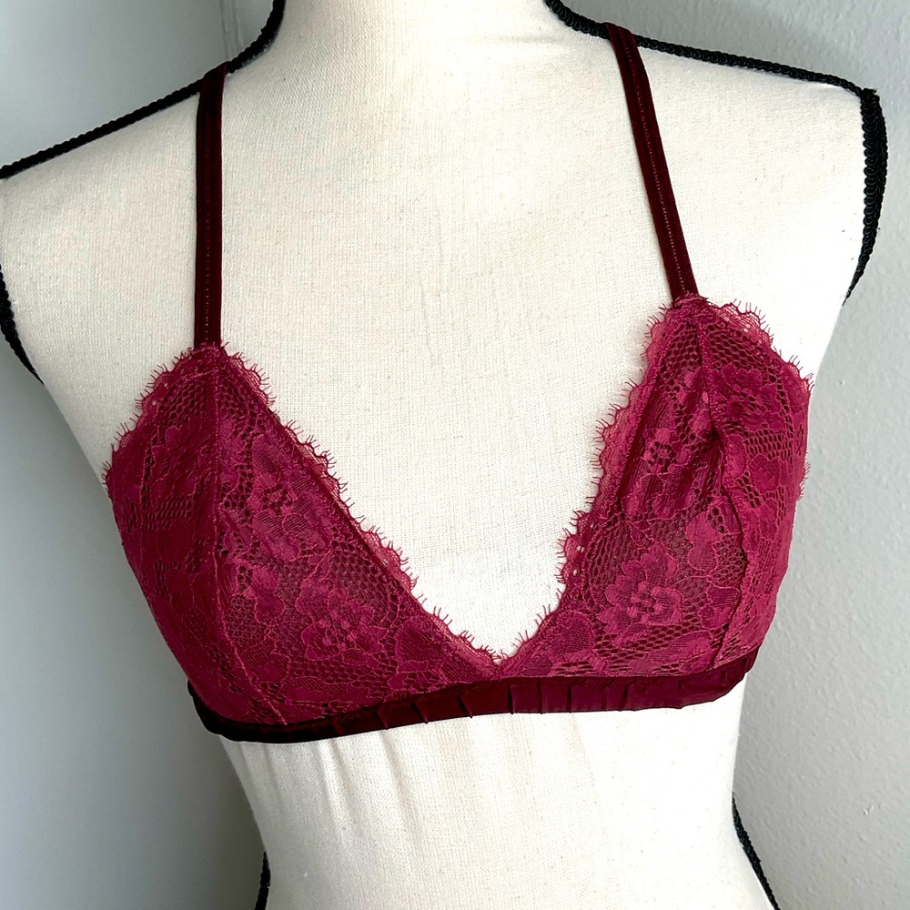 aerie bralette, size XS, lace, maroon, adjustable straps, EUC